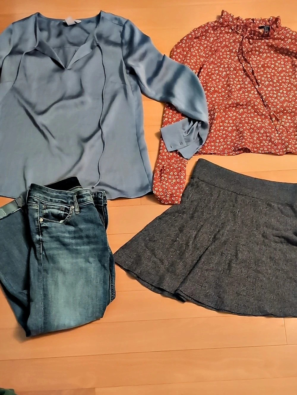 Bundle Of H&M, Garage And Forever 21 Tops And Bottoms